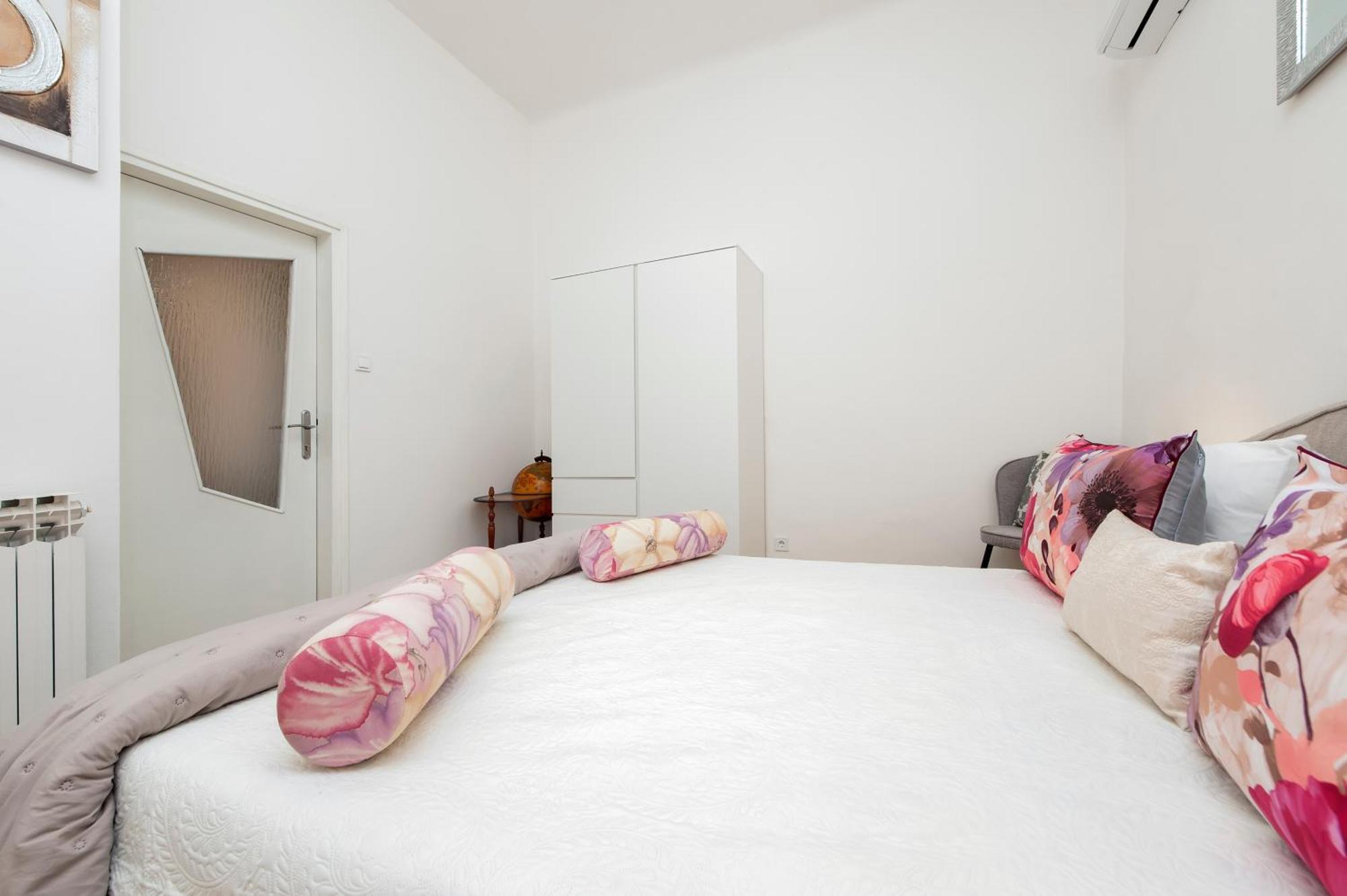 Apartment Rubi Rovinj Exterior photo